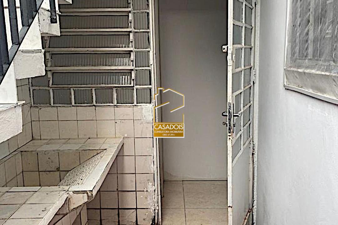 Casa à venda com 5 quartos, 250m² - Foto 34