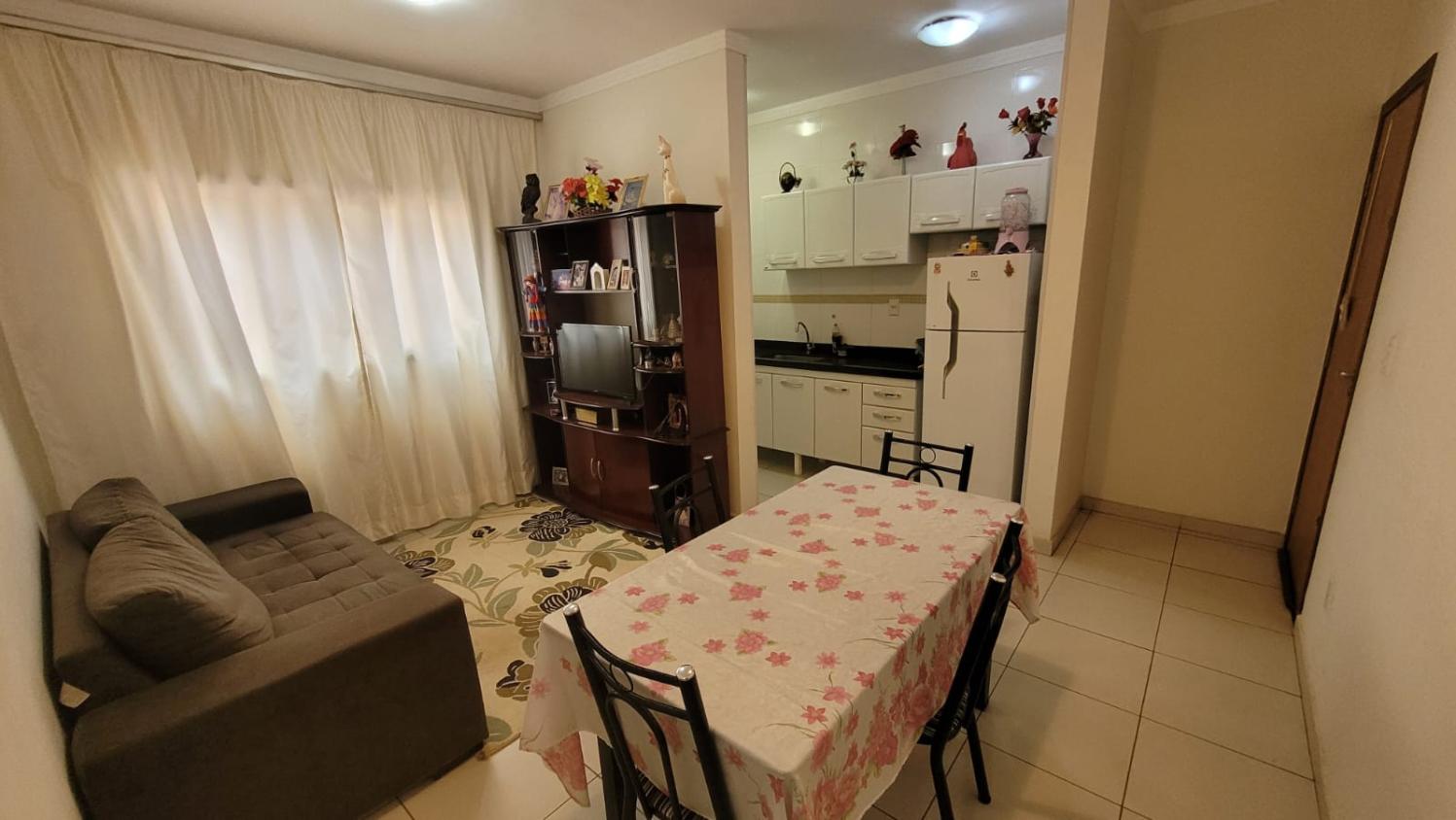 Apartamento à venda com 2 quartos, 55m² - Foto 1