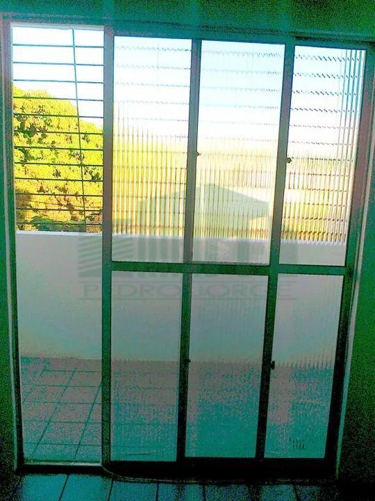 Apartamento para alugar com 3 quartos, 90m² - Foto 2