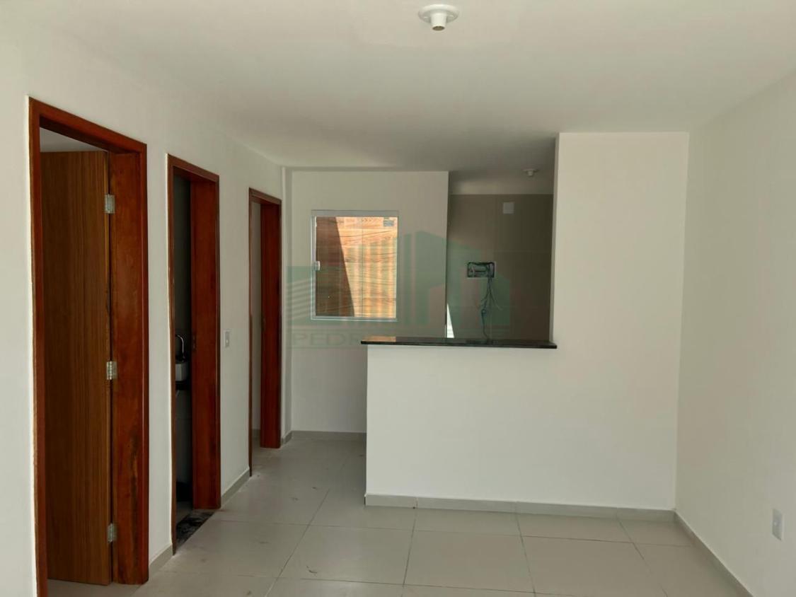 Casa à venda com 2 quartos, 45m² - Foto 5