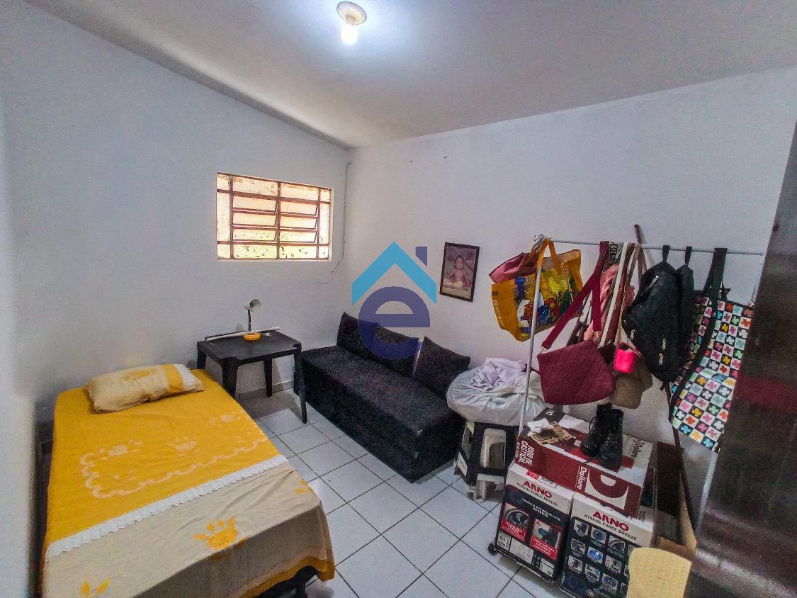 Casa à venda com 4 quartos, 186m² - Foto 7