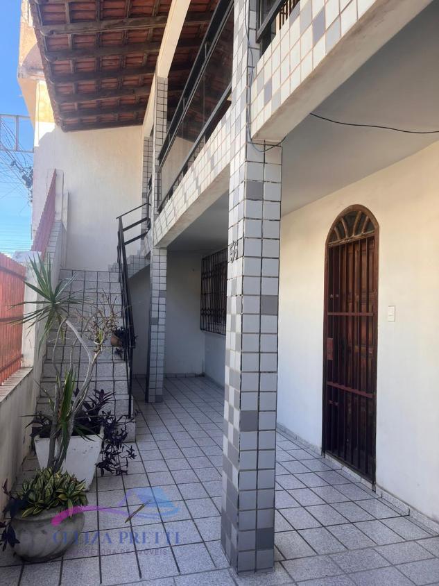 Sobrado à venda com 5 quartos, 210m² - Foto 23