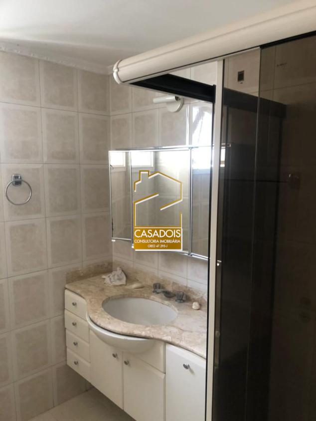 Apartamento à venda com 3 quartos, 113m² - Foto 10