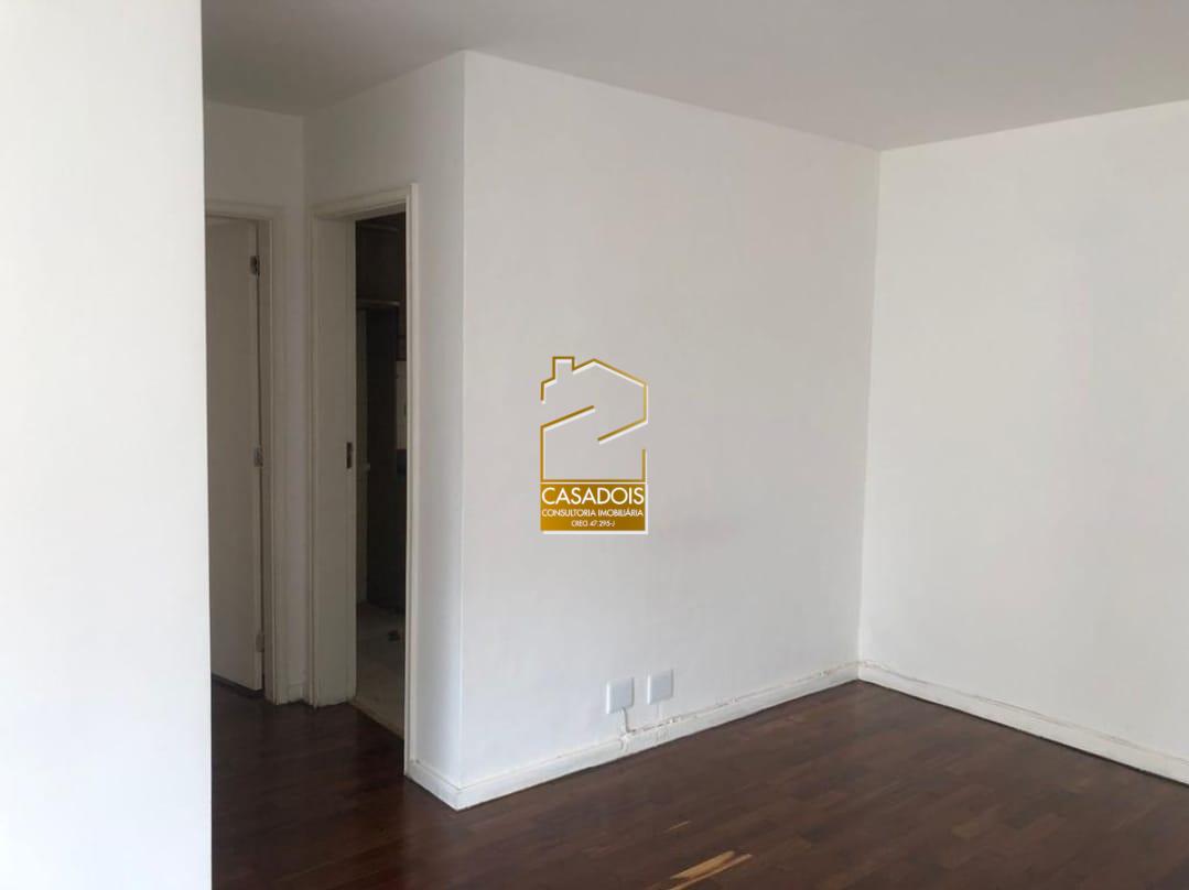 Apartamento à venda com 3 quartos, 113m² - Foto 3