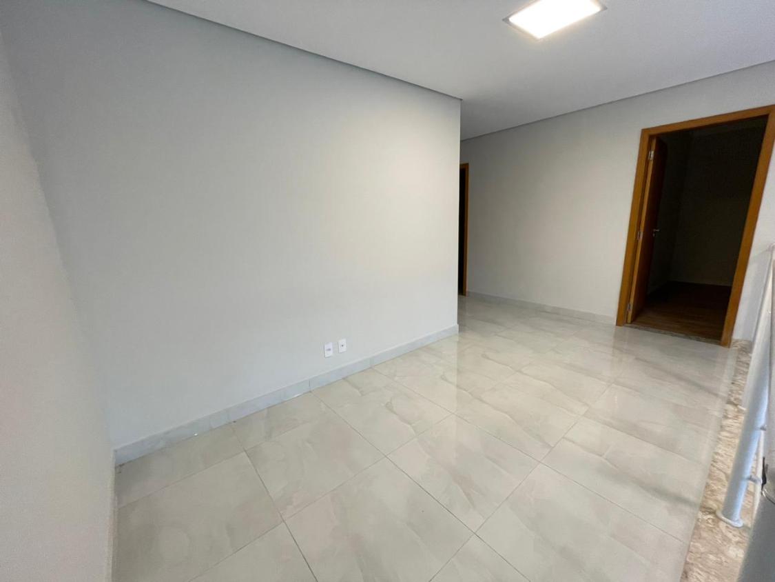 Casa de Condomínio à venda com 3 quartos, 250m² - Foto 14