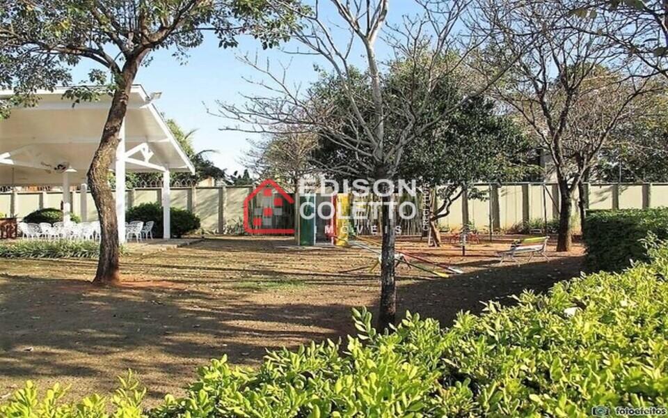 Casa de Condomínio à venda e aluguel com 3 quartos, 215m² - Foto 35