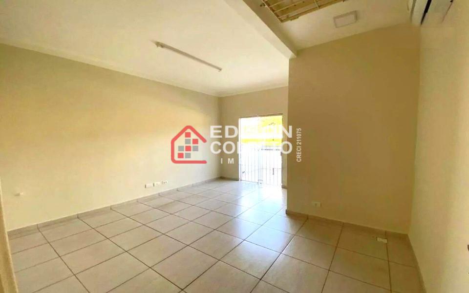 Prédio Inteiro para alugar com 3 quartos, 98m² - Foto 12