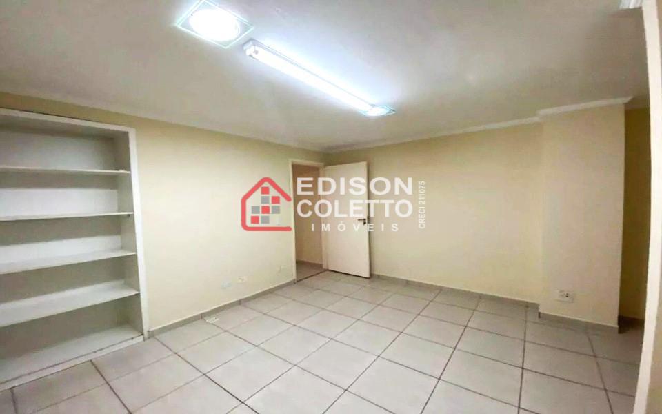 Prédio Inteiro para alugar com 3 quartos, 98m² - Foto 5