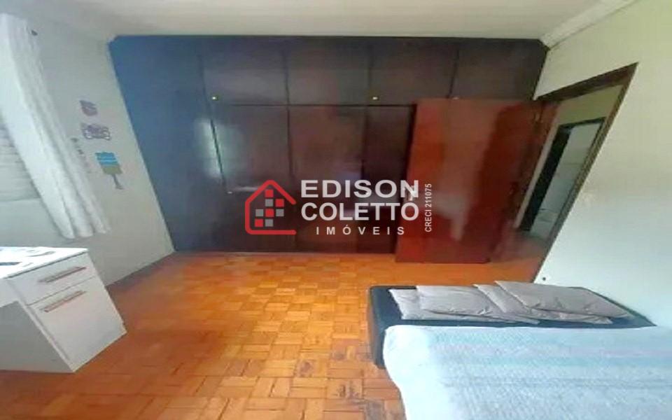 Casa à venda com 3 quartos, 141m² - Foto 9