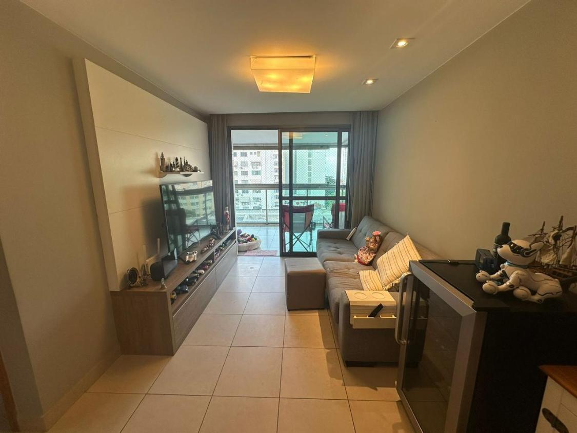 Apartamento à venda com 2 quartos, 85m² - Foto 1