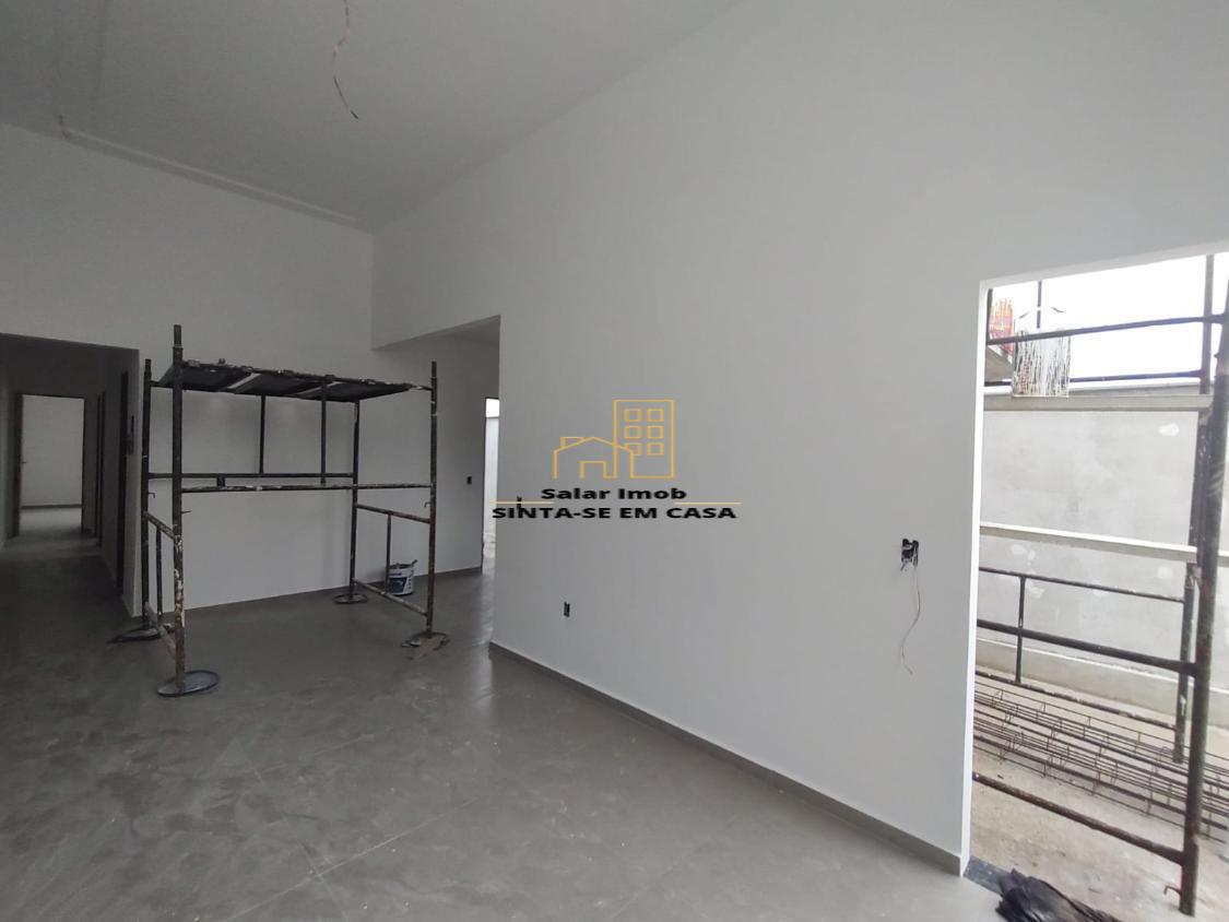 Casa à venda com 3 quartos, 80m² - Foto 2