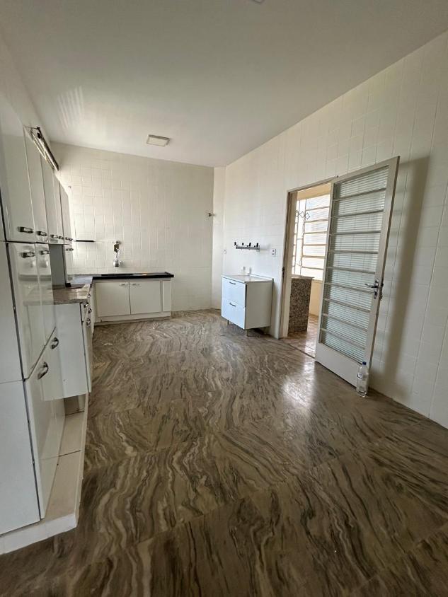 Apartamento à venda com 3 quartos, 156m² - Foto 5