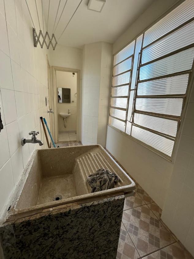 Apartamento à venda com 3 quartos, 156m² - Foto 7