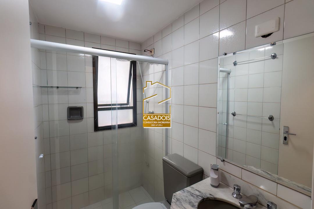 Apartamento para alugar com 1 quarto, 45m² - Foto 15