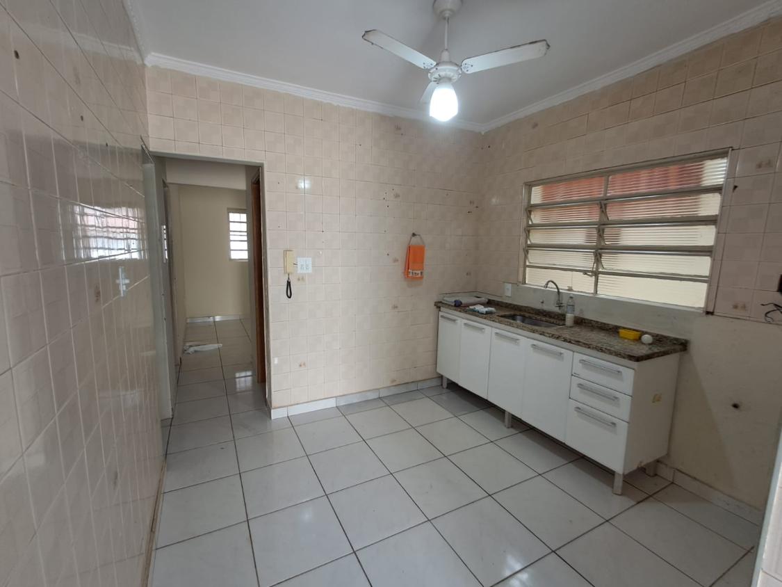 Casa à venda com 2 quartos, 120m² - Foto 3