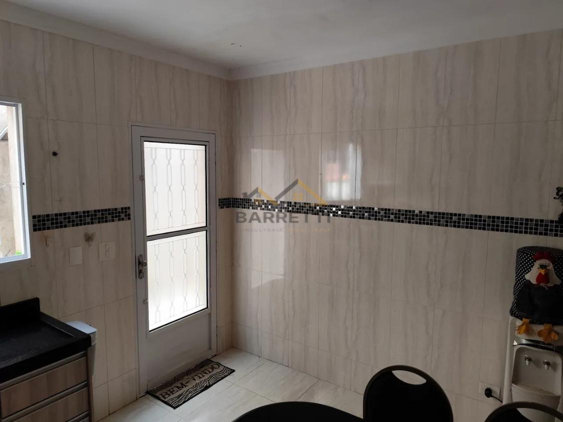 Sobrado à venda com 5 quartos, 200m² - Foto 6