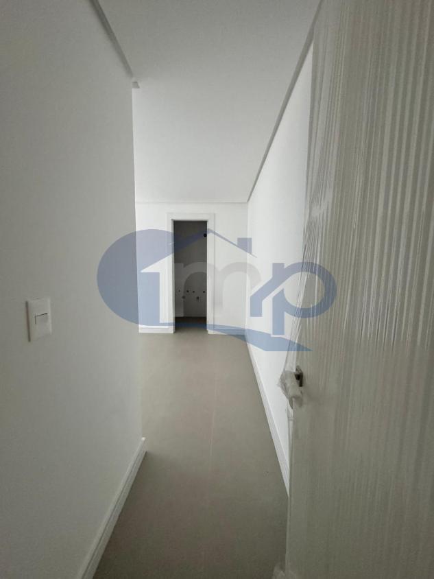 Apartamento à venda com 3 quartos, 117m² - Foto 16