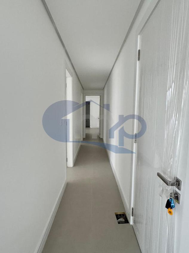 Apartamento à venda com 3 quartos, 117m² - Foto 11