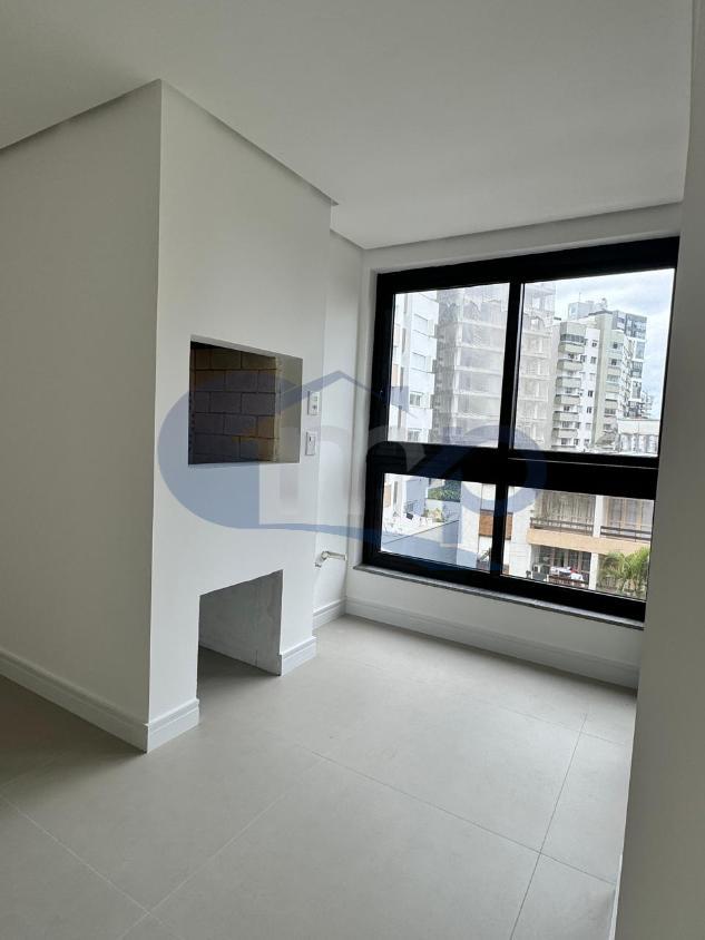 Apartamento à venda com 3 quartos, 117m² - Foto 9