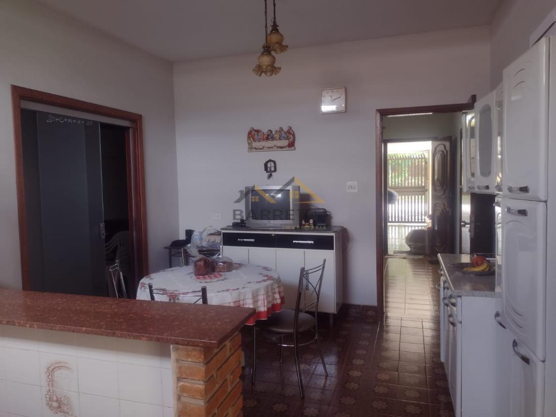 Casa à venda com 3 quartos, 127m² - Foto 4