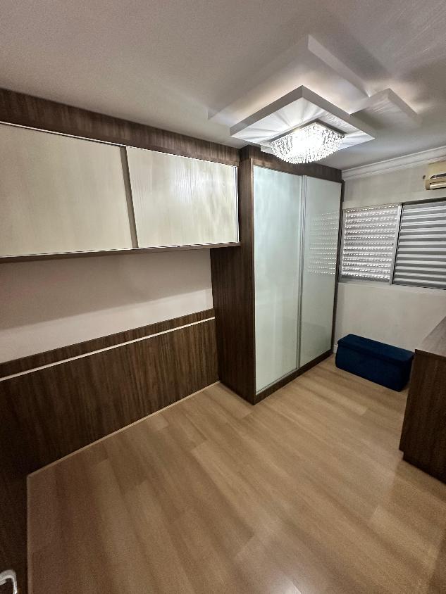 Apartamento à venda com 2 quartos, 62m² - Foto 3