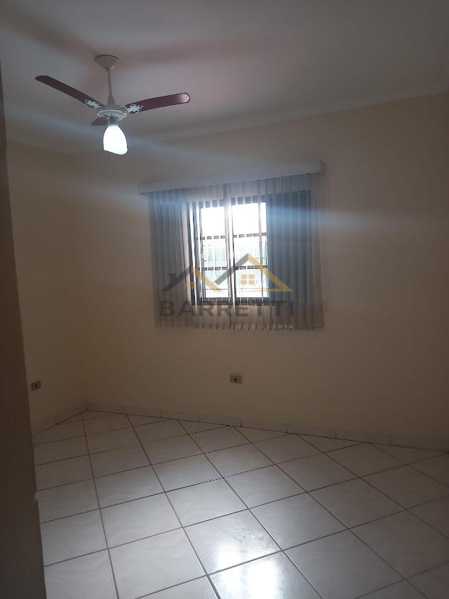 Casa à venda com 3 quartos, 150m² - Foto 5