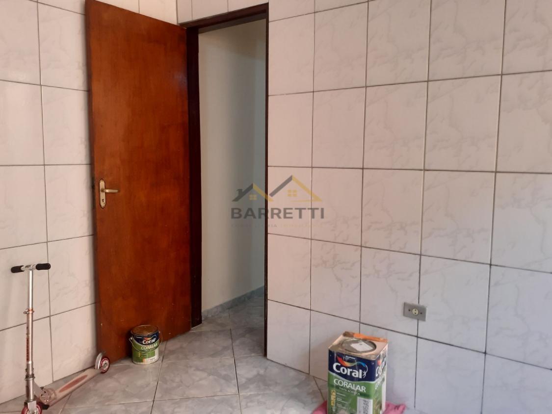 Casa à venda com 3 quartos, 150m² - Foto 11