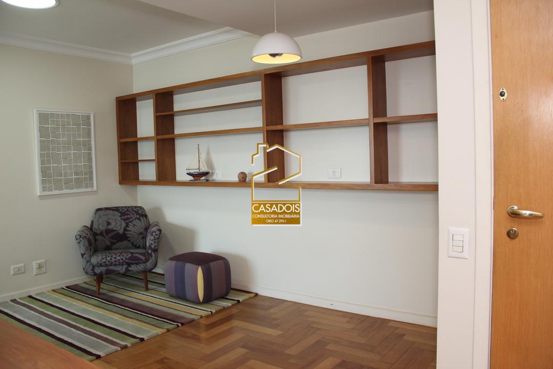 Apartamento à venda com 2 quartos, 75m² - Foto 2