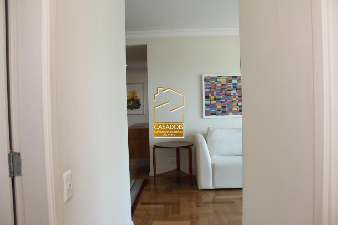 Apartamento à venda com 2 quartos, 75m² - Foto 11