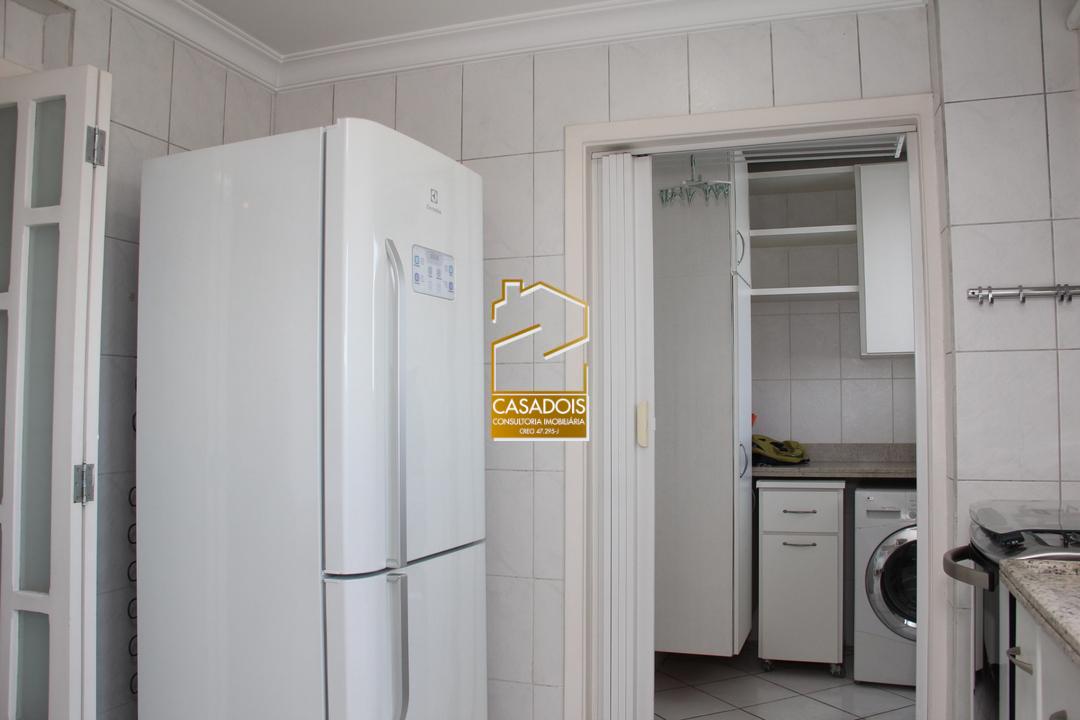 Apartamento à venda com 2 quartos, 75m² - Foto 23