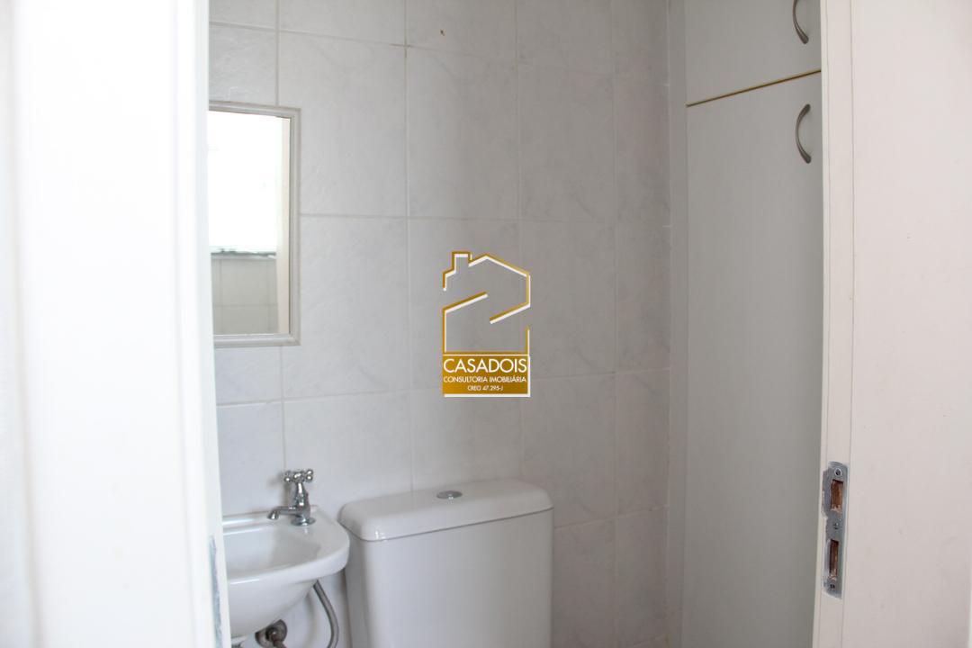 Apartamento à venda com 2 quartos, 75m² - Foto 25