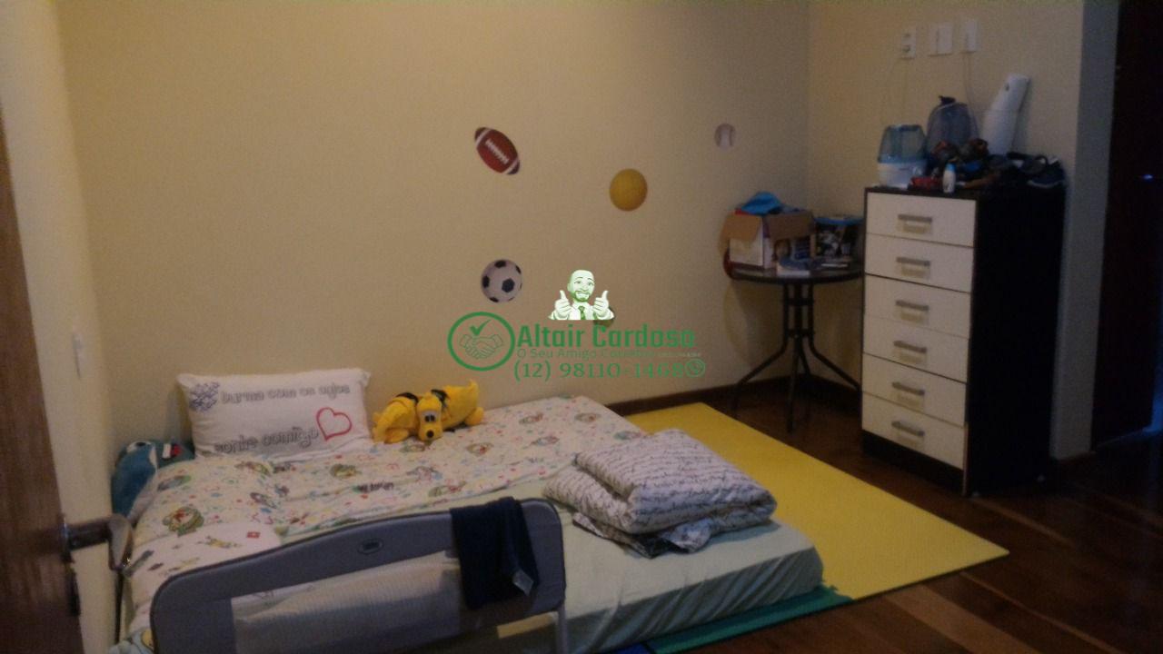 Casa de Condomínio à venda com 5 quartos, 500m² - Foto 1