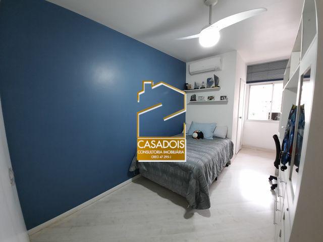 Apartamento à venda com 3 quartos, 144m² - Foto 7