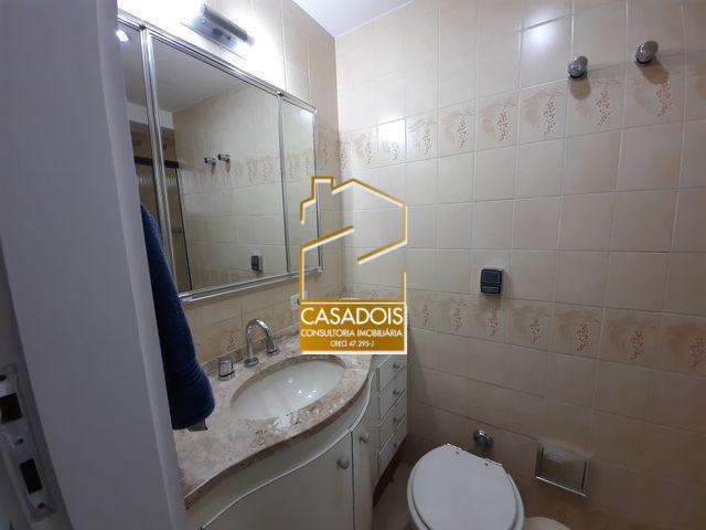 Apartamento à venda com 3 quartos, 144m² - Foto 10