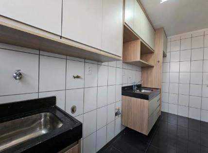 Apartamento à venda com 2 quartos, 47m² - Foto 3