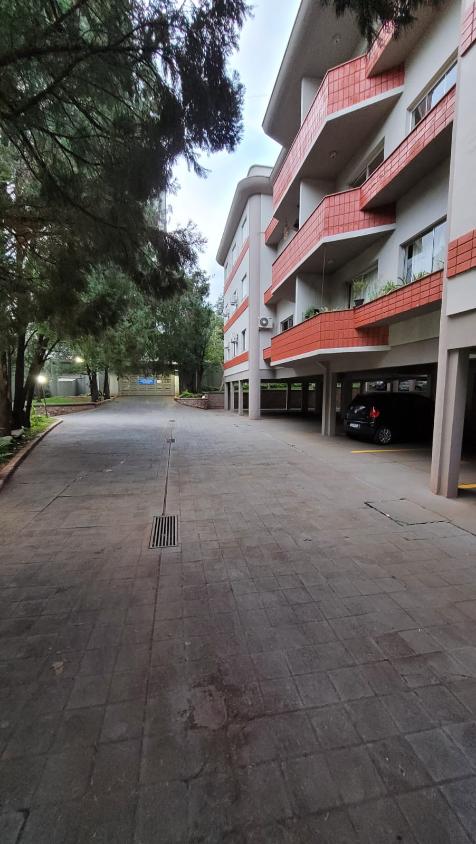 Apartamento à venda com 4 quartos, 131m² - Foto 1