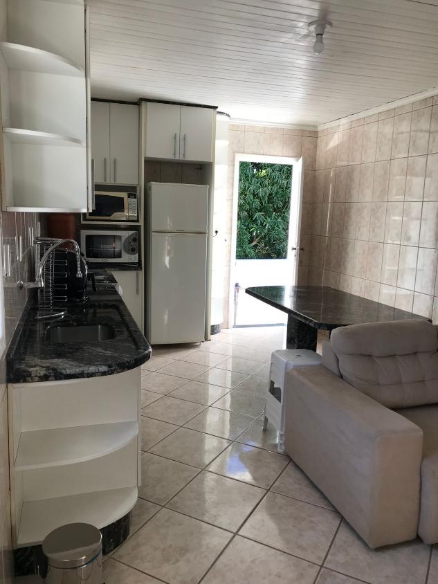 Casa à venda com 2 quartos, 180m² - Foto 6