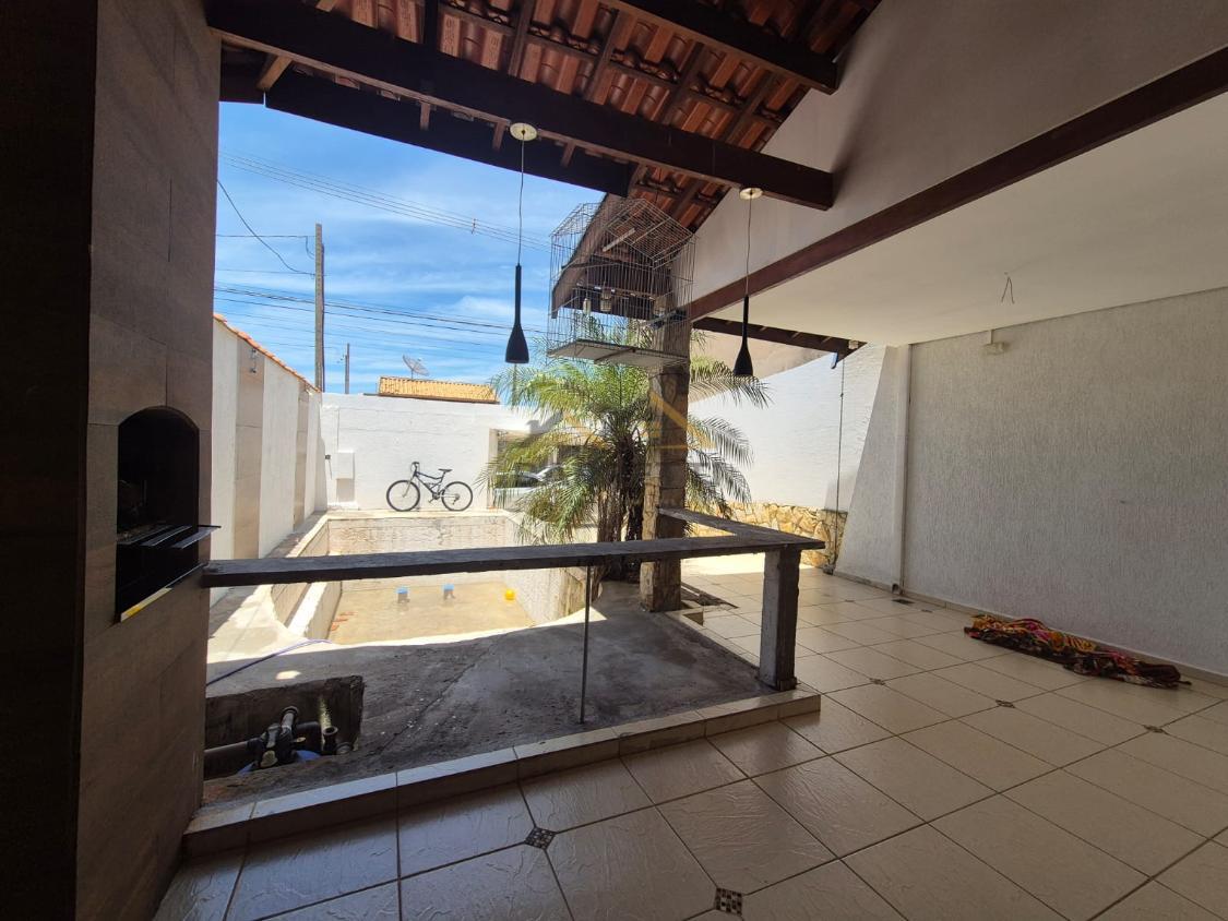 Casa à venda com 2 quartos, 100m² - Foto 18