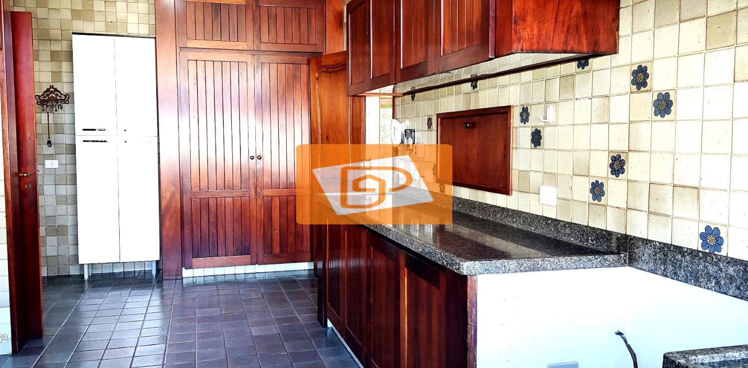 Casa à venda e aluguel com 5 quartos, 441m² - Foto 14