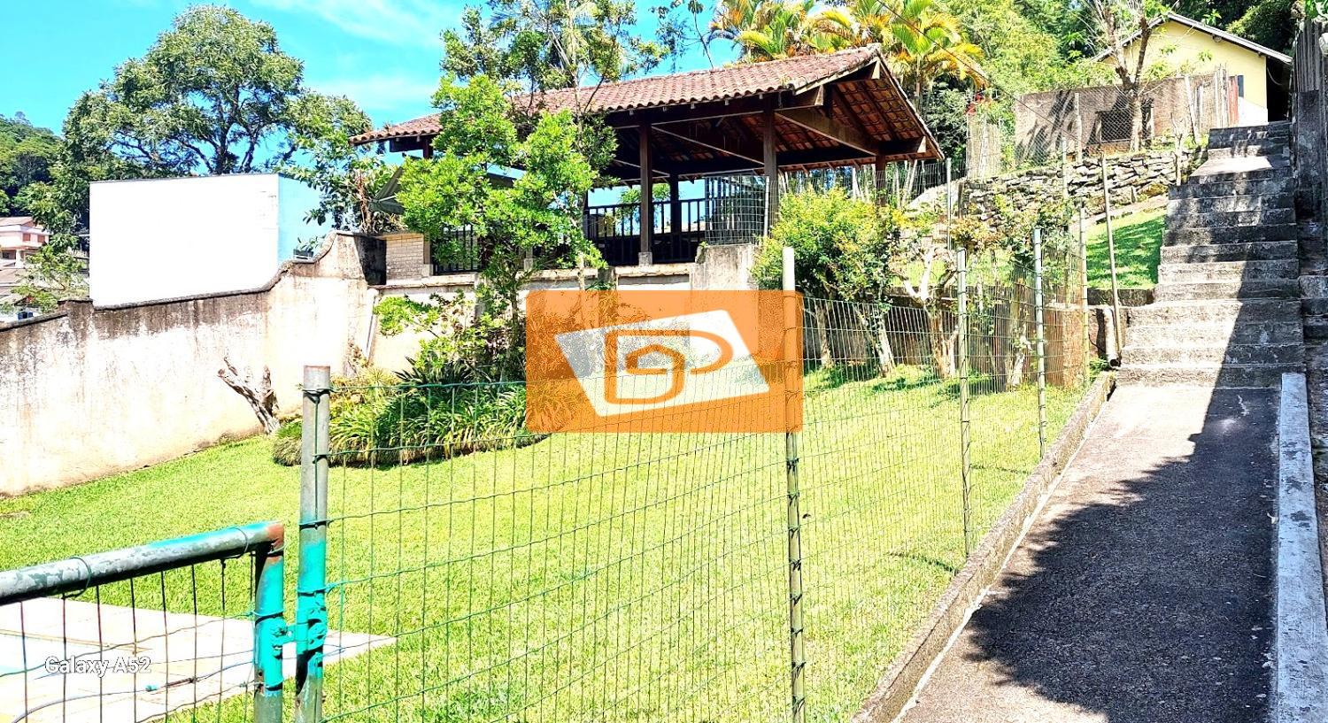 Casa à venda e aluguel com 5 quartos, 441m² - Foto 28