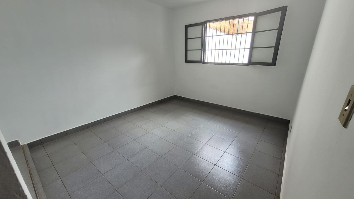 Casa à venda com 2 quartos, 120m² - Foto 9