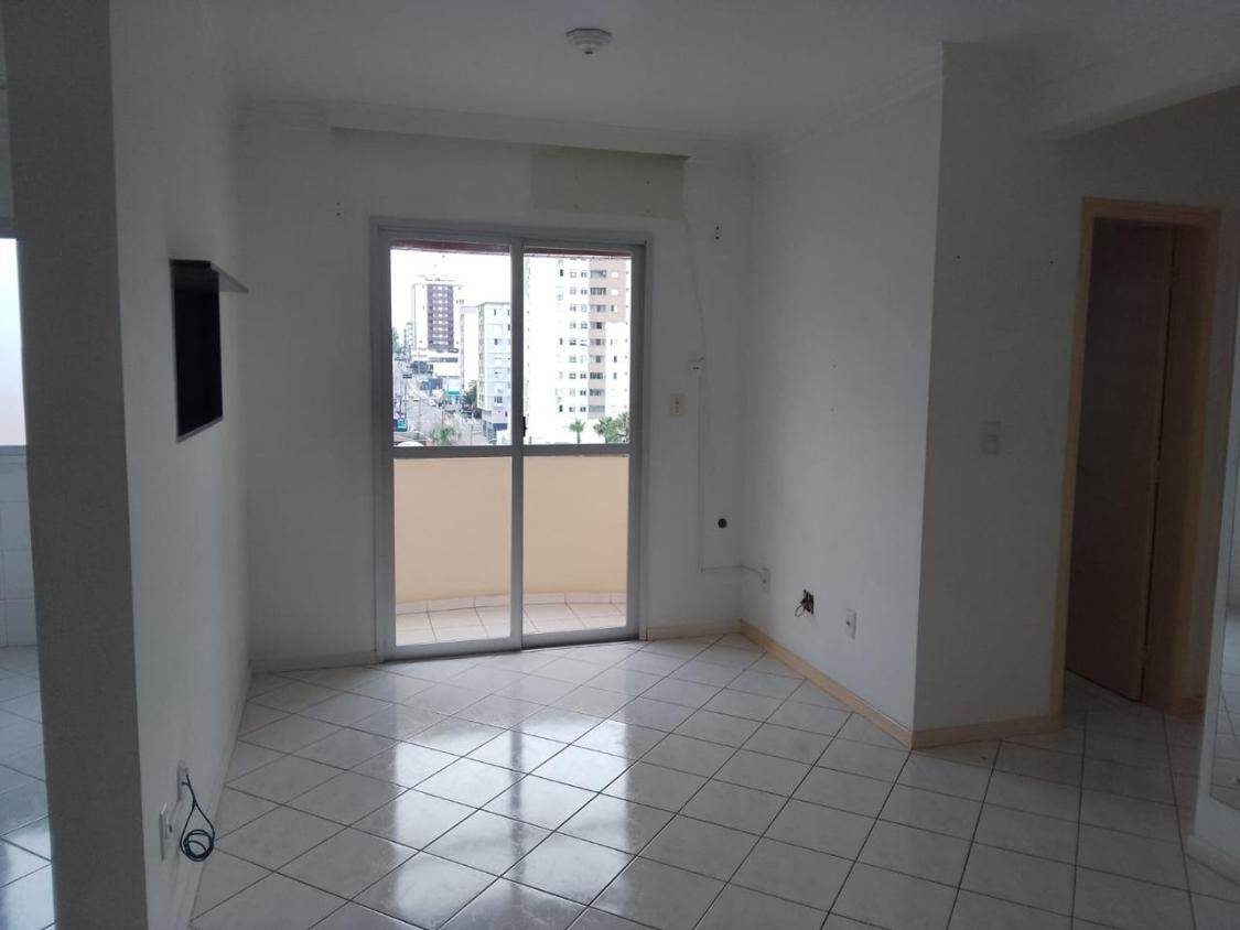 Apartamento à venda com 2 quartos, 56m² - Foto 4