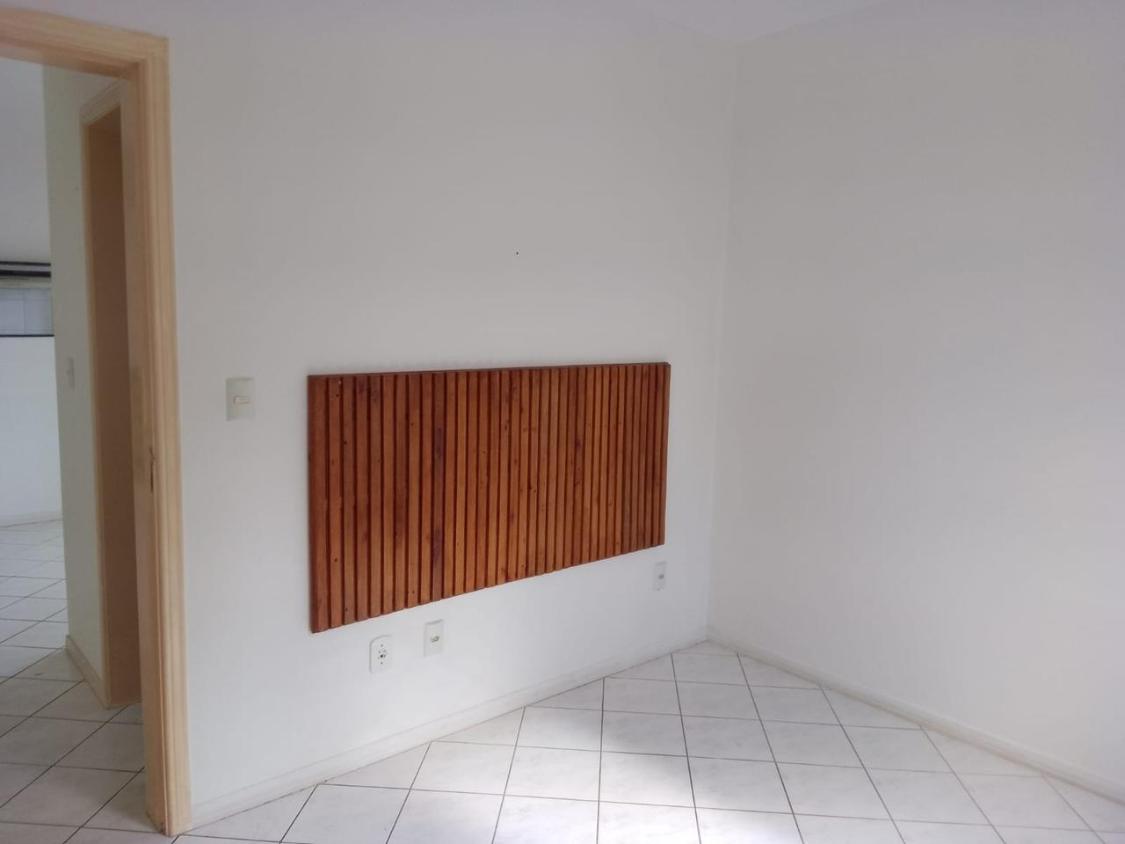 Apartamento à venda com 2 quartos, 56m² - Foto 7