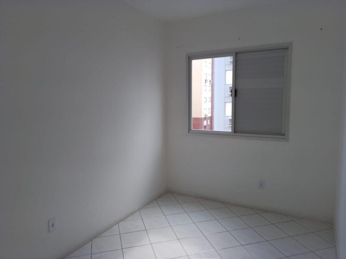 Apartamento à venda com 2 quartos, 56m² - Foto 15