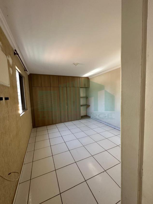 Casa de Condomínio à venda e aluguel com 3 quartos, 97m² - Foto 9