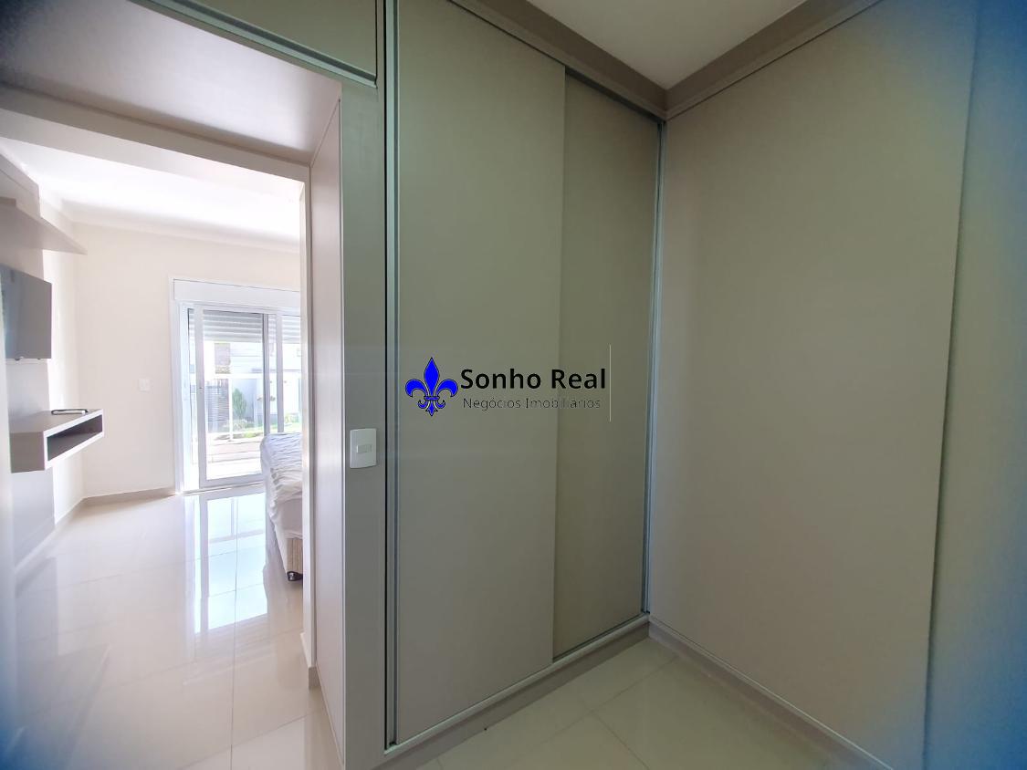 Casa à venda com 3 quartos, 246m² - Foto 8