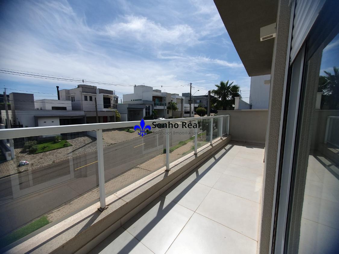 Casa à venda com 3 quartos, 246m² - Foto 4