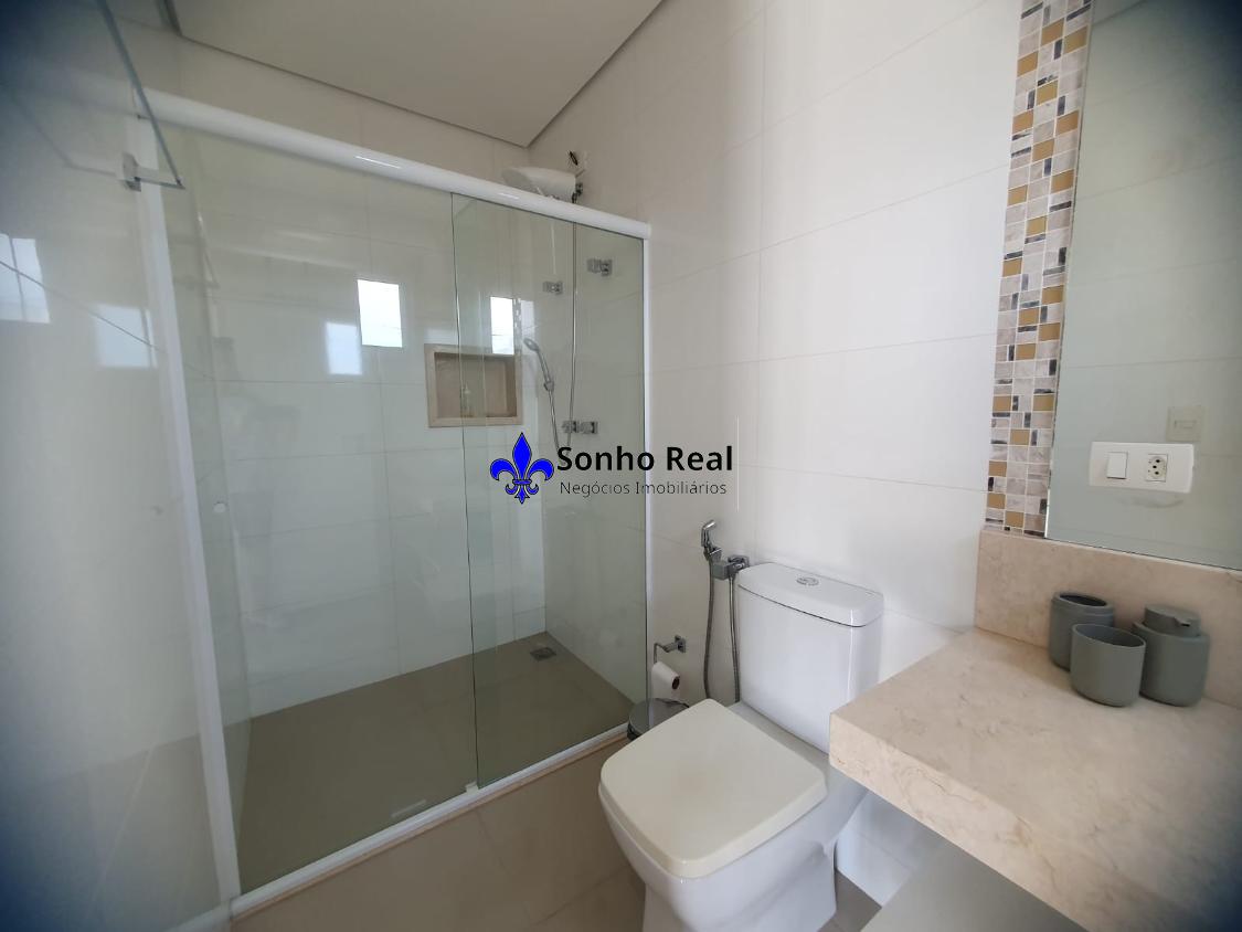 Casa à venda com 3 quartos, 246m² - Foto 12