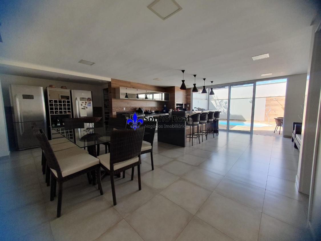 Casa à venda com 3 quartos, 246m² - Foto 29