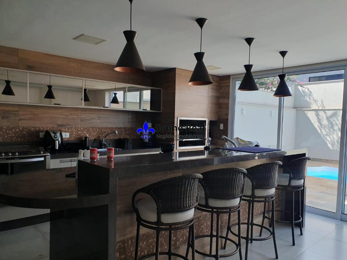 Casa à venda com 3 quartos, 246m² - Foto 31
